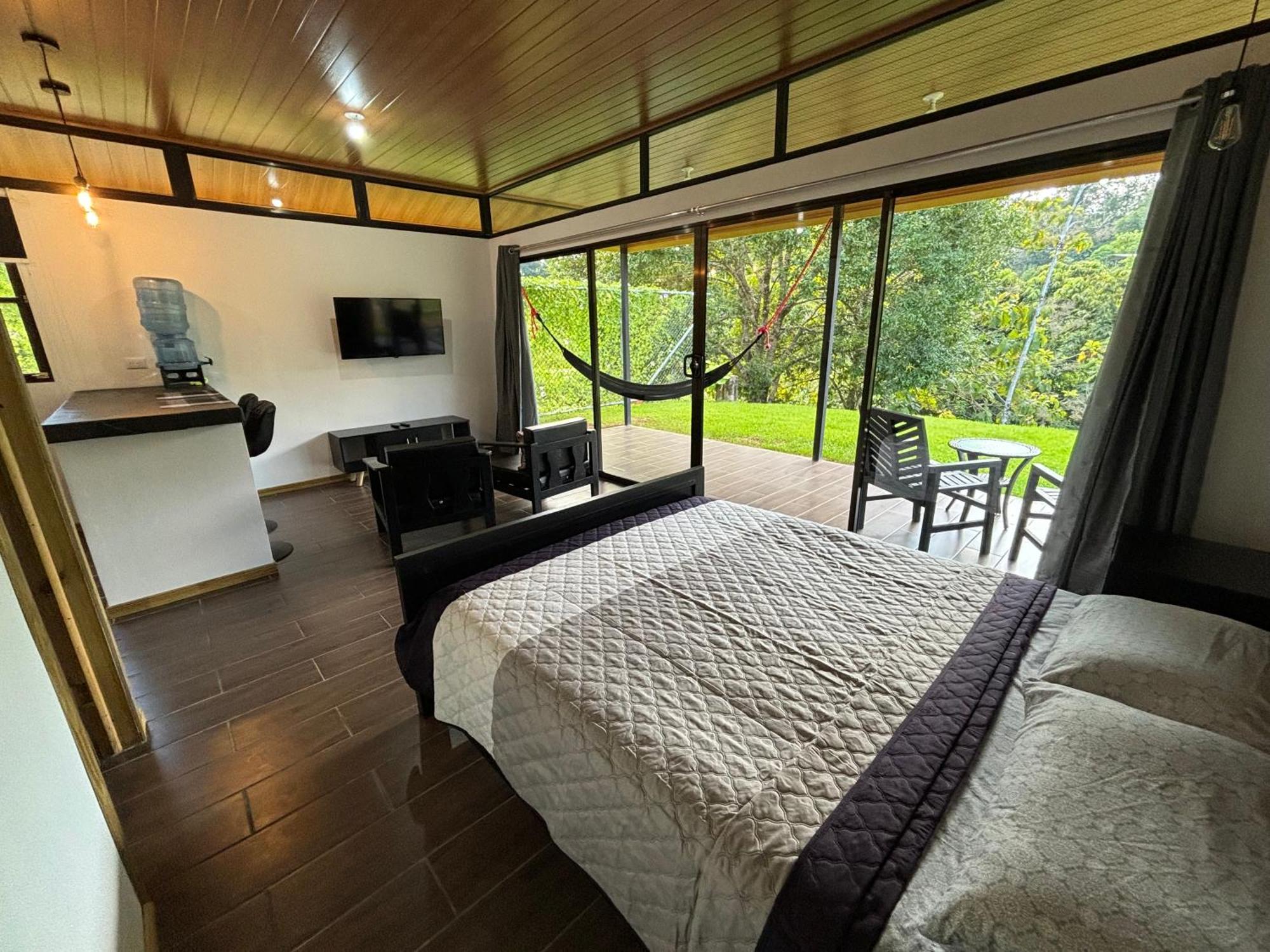 Pacheco Tours Rainforest Cabins 4X4 Only Drake Bay ภายนอก รูปภาพ